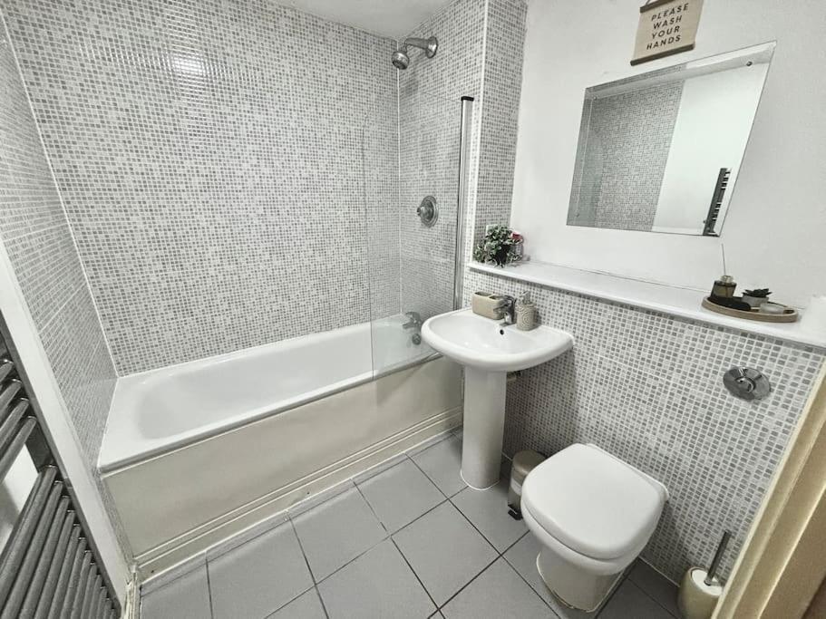 Luxury Apartment In The Heart Of Birmingham City! Zewnętrze zdjęcie